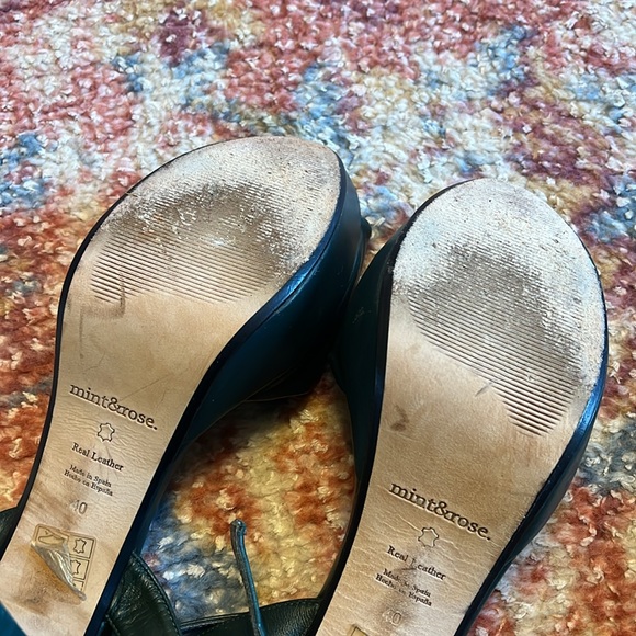 Mint & Rose Arlena Block Heel Size 10 dark green - Picture 6 of 11